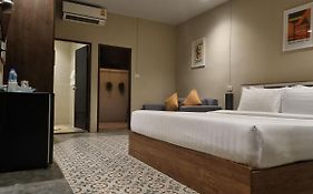 New Breakers Hotel Rawai